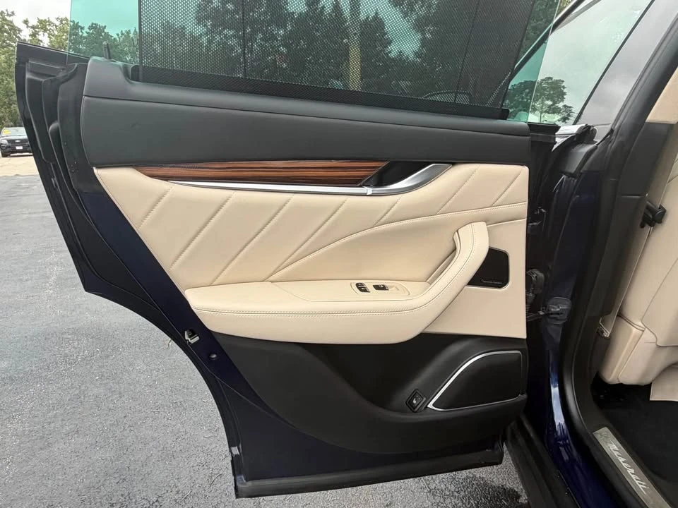 2019 Maserati Levante - Image 7 of 14