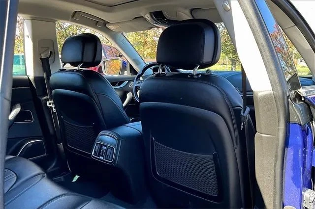 2019 Maserati Levante - Image 12 of 12