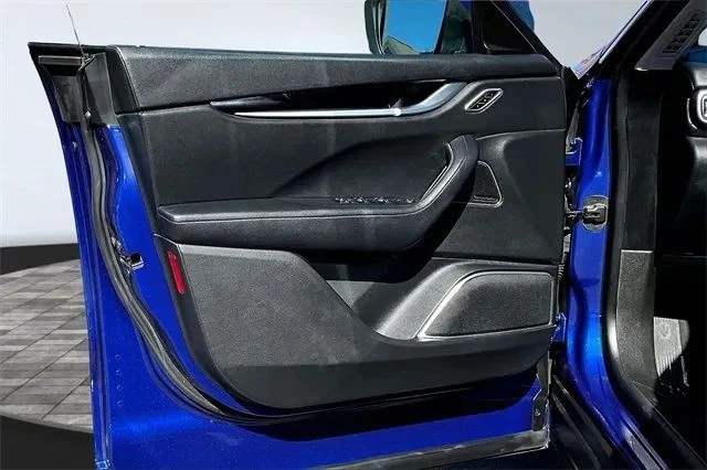 2019 Maserati Levante - Image 6 of 12