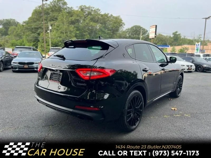 2019 Maserati Levante - Image 9 of 12