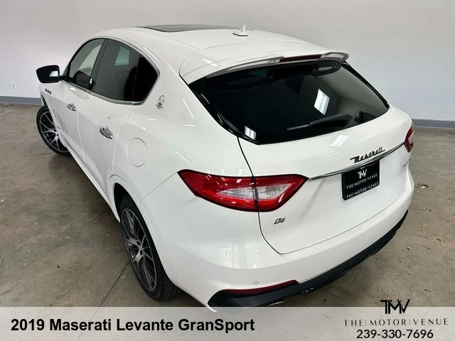 2019 Maserati Levante - Image 7 of 12
