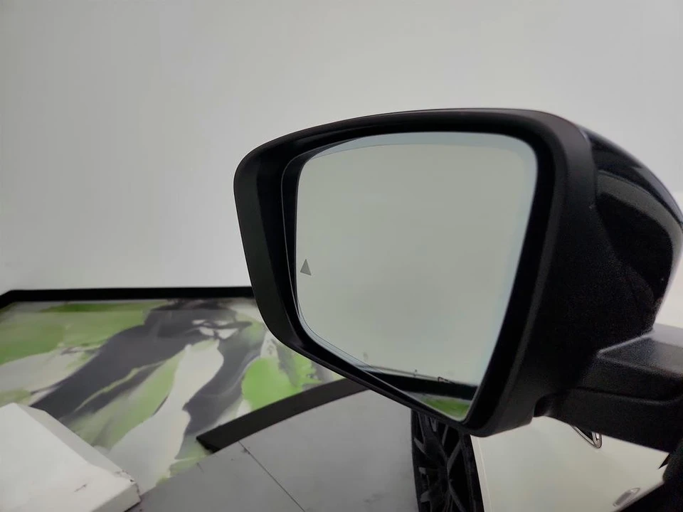 2019 Maserati Levante - Image 15 of 31