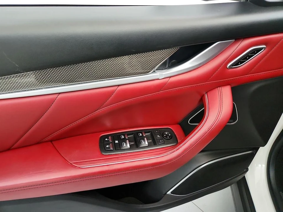 2019 Maserati Levante - Image 18 of 31