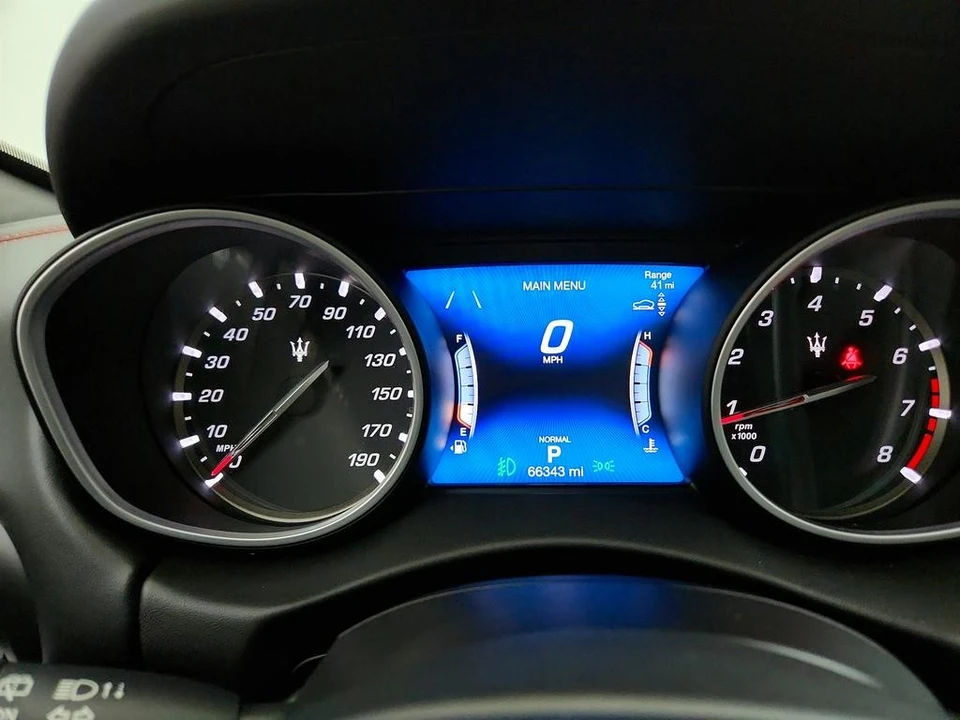 2019 Maserati Levante - Image 17 of 21
