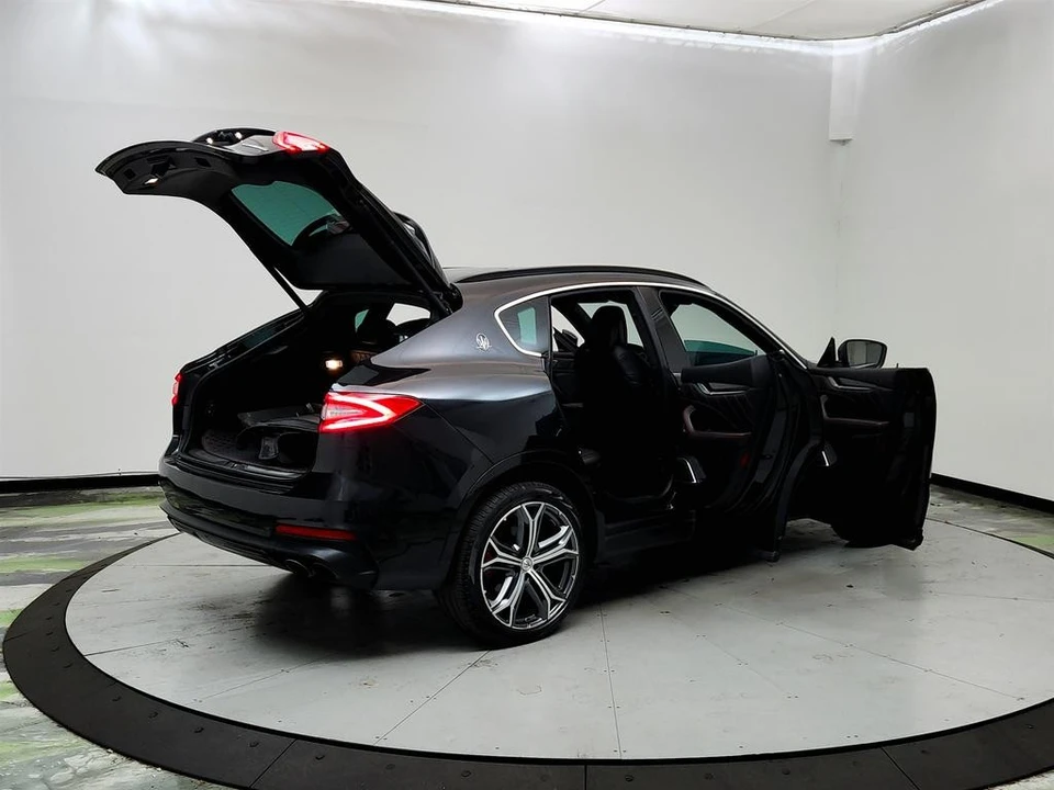 2019 Maserati Levante - Image 11 of 21