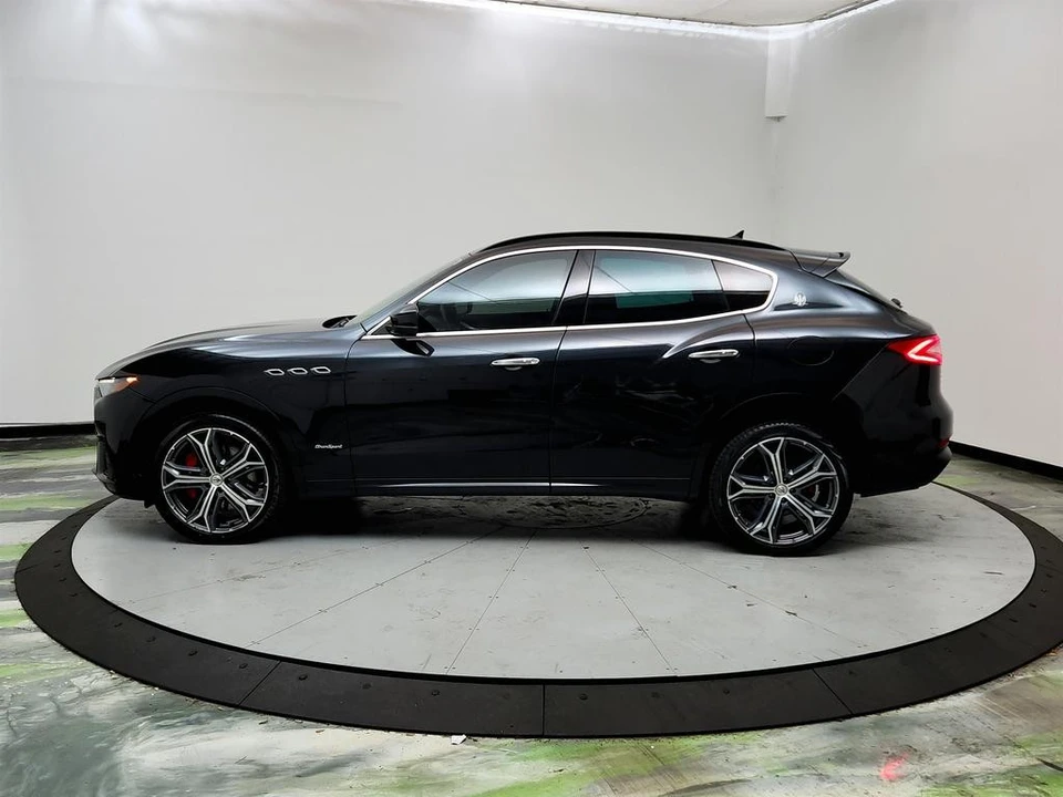 2019 Maserati Levante - Image 8 of 21