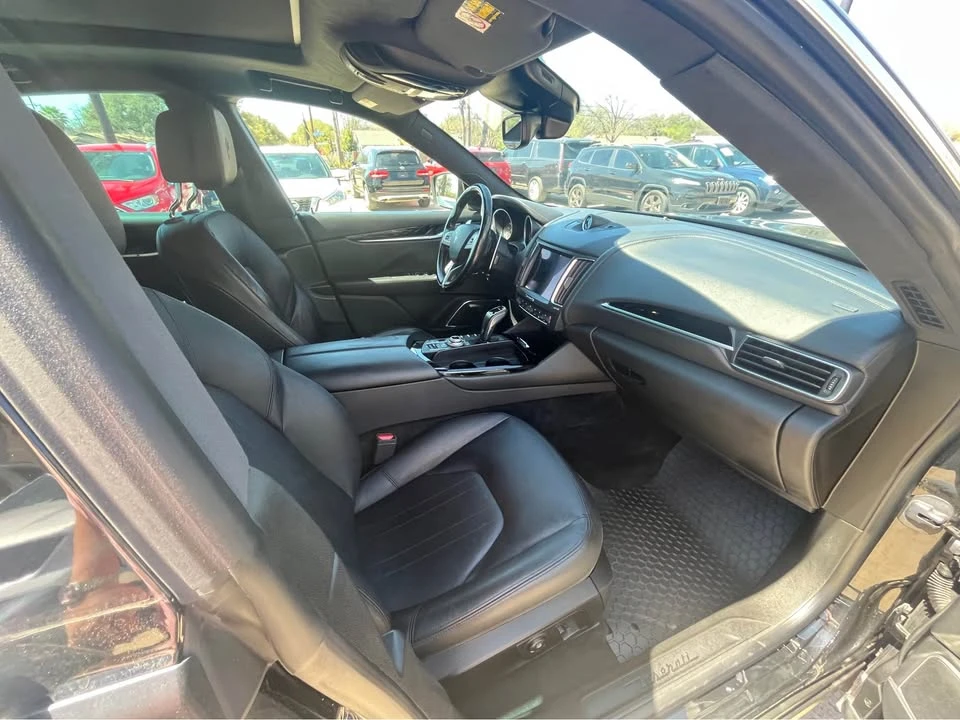 2019 Maserati Levante - Image 4 of 15