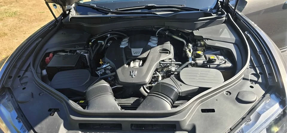 2019 Maserati Levante Modena - Image 8 of 10