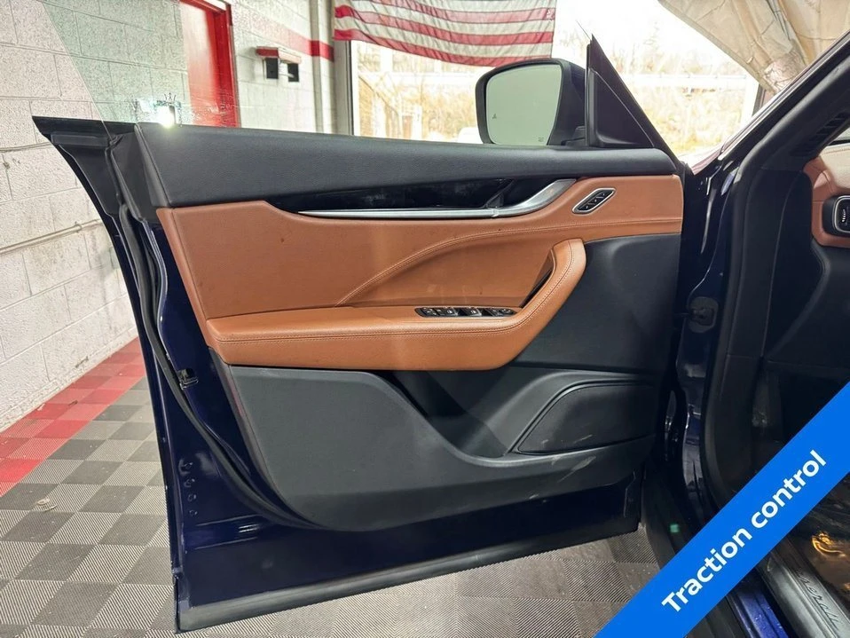 2019 Maserati Levante - Image 8 of 20