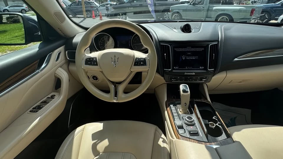 2019 Maserati Levante - Image 11 of 20