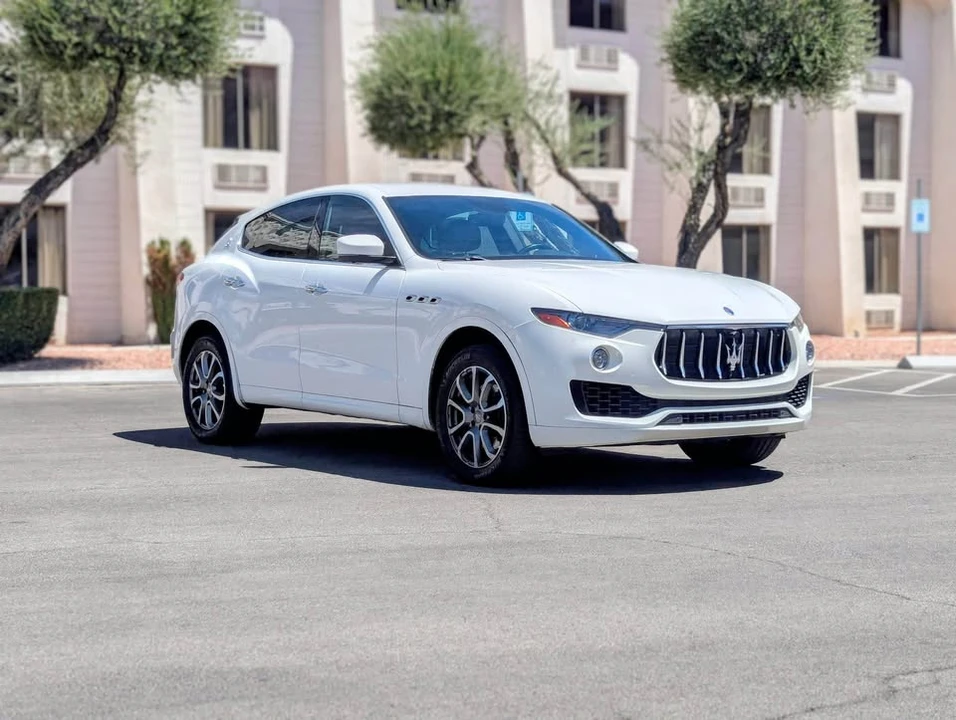 2019 Maserati Levante - Image 2 of 10