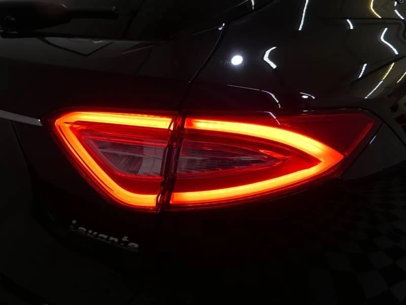2019 Maserati Levante - Image 16 of 20