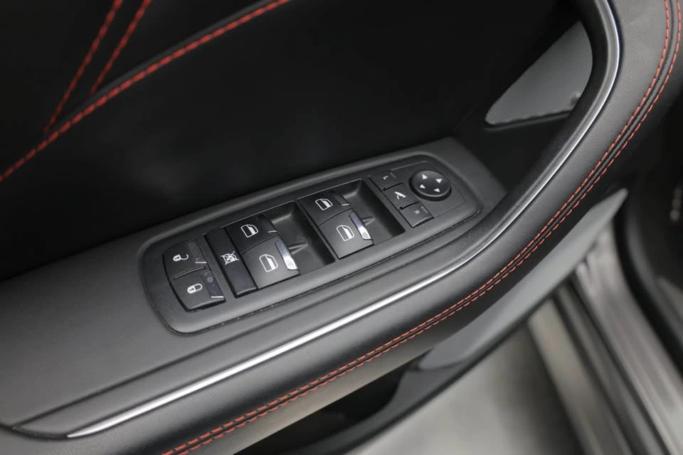 2019 Maserati Levante - Image 10 of 20