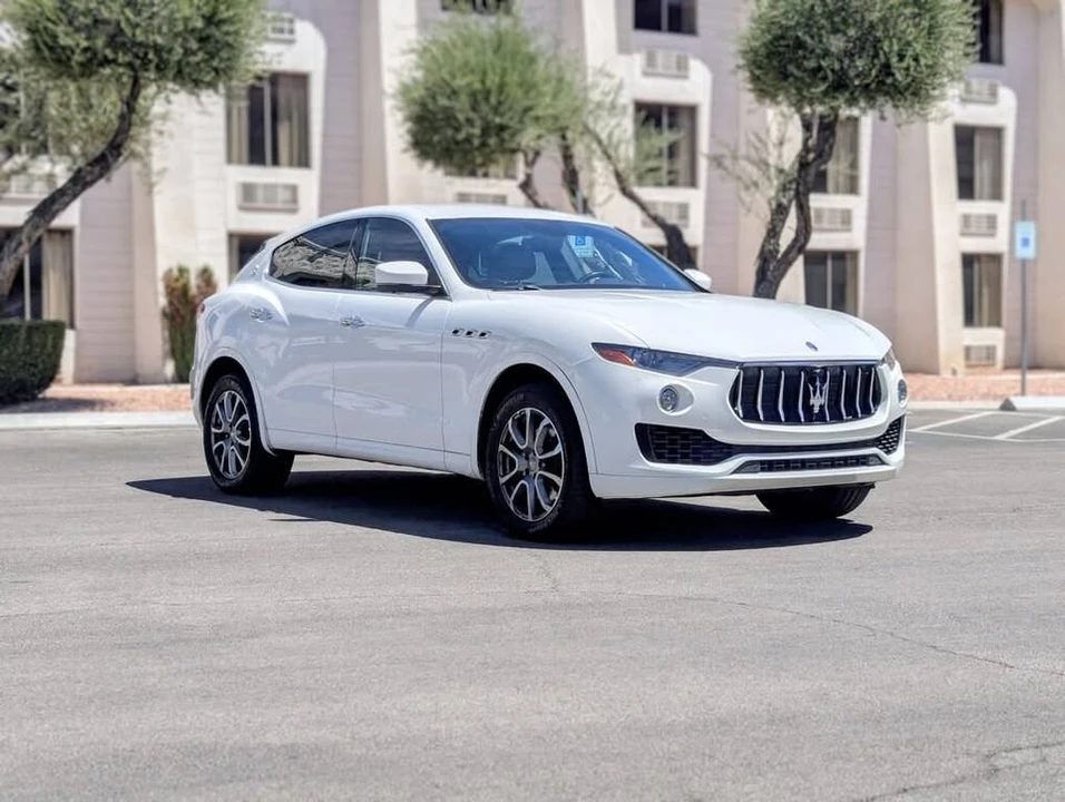 2019 Maserati Levante - Image 2 of 10