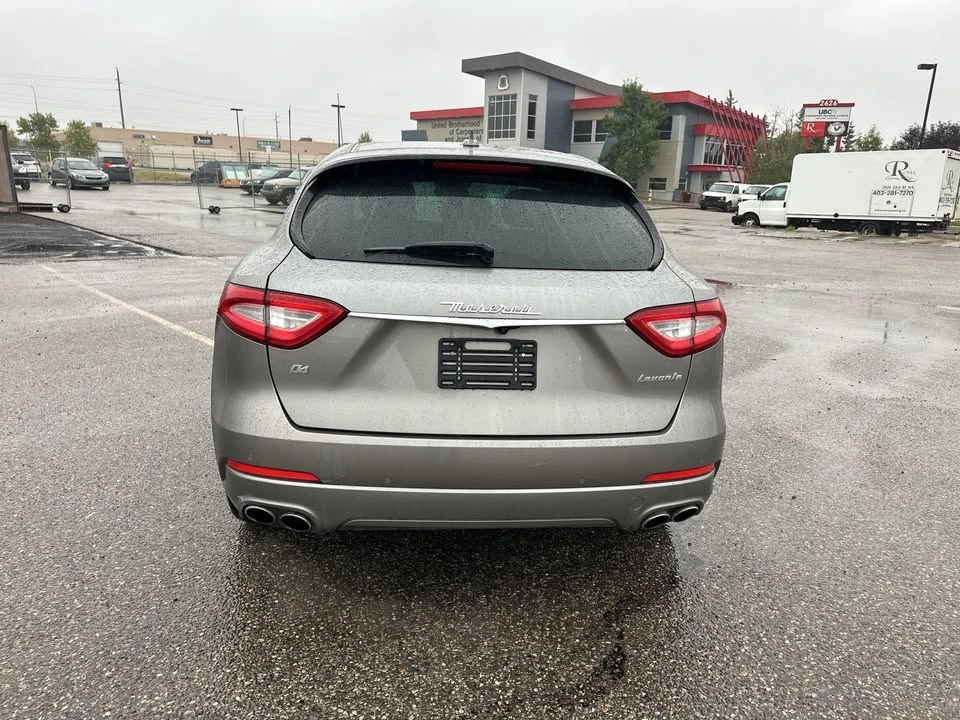 2019 Maserati Levante - Image 5 of 10