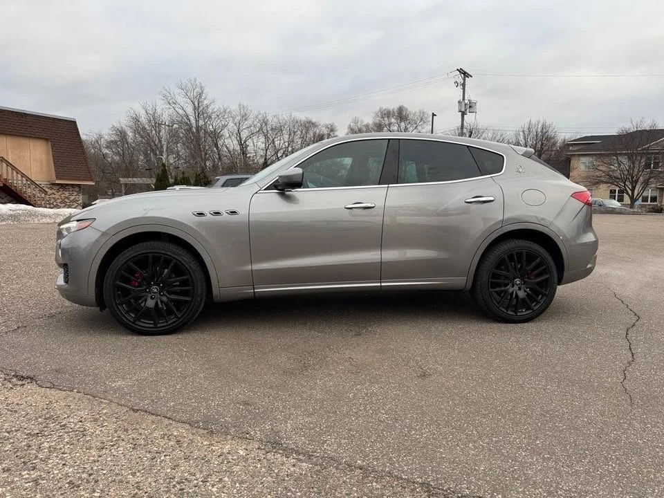 2019 Maserati Levante - Image 9 of 20