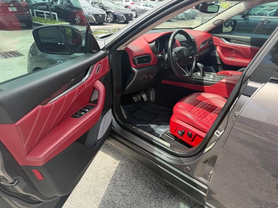 2019 Maserati Levante - Image 5 of 11