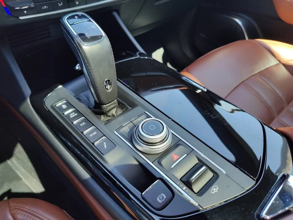 2019 Maserati Levante - Image 10 of 12