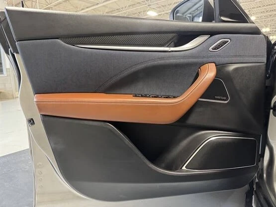 2019 Maserati Levante - Image 9 of 12