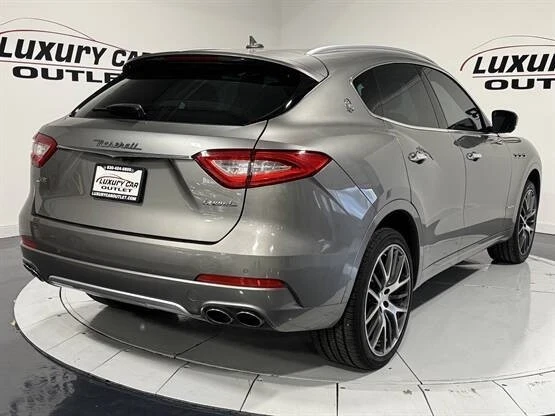2019 Maserati Levante - Image 5 of 12