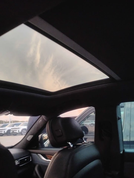 2019 Maserati Levante - Image 6 of 9