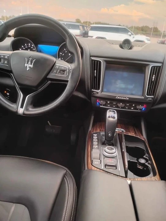 2019 Maserati Levante - Image 5 of 9