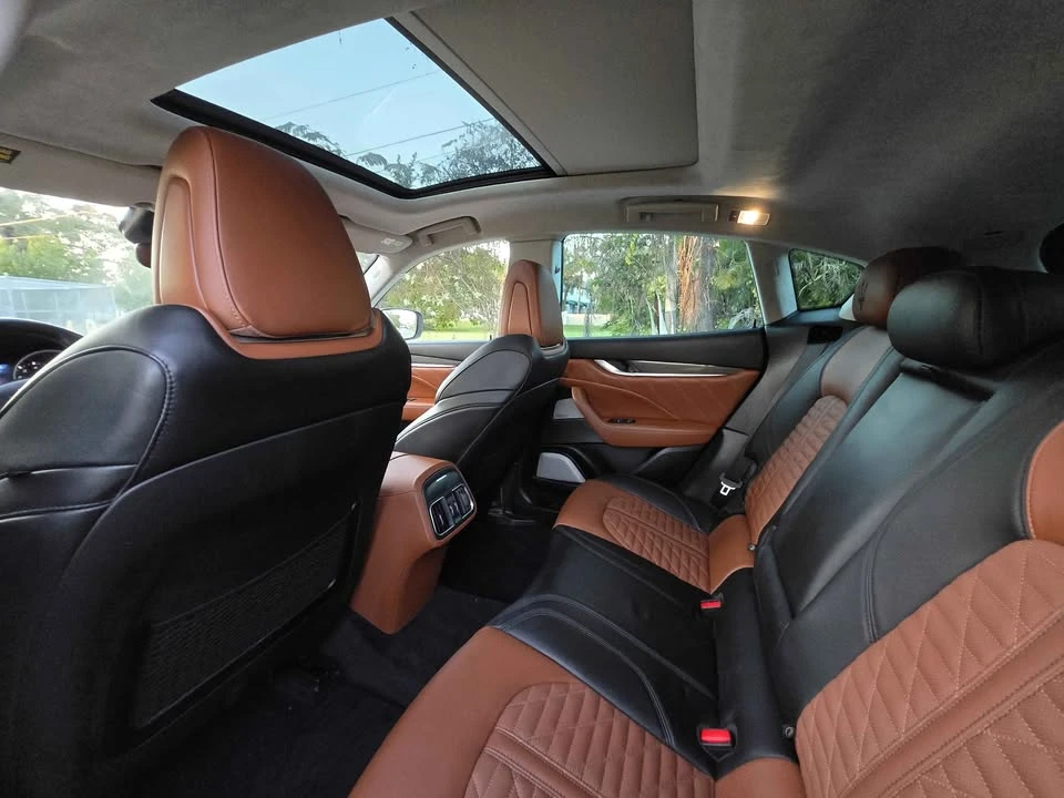 2019 Maserati Levante - Image 11 of 17