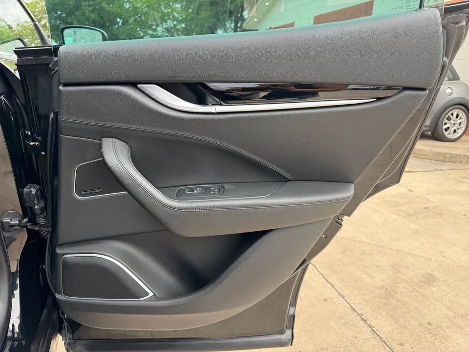 2019 Maserati Levante - Image 13 of 19