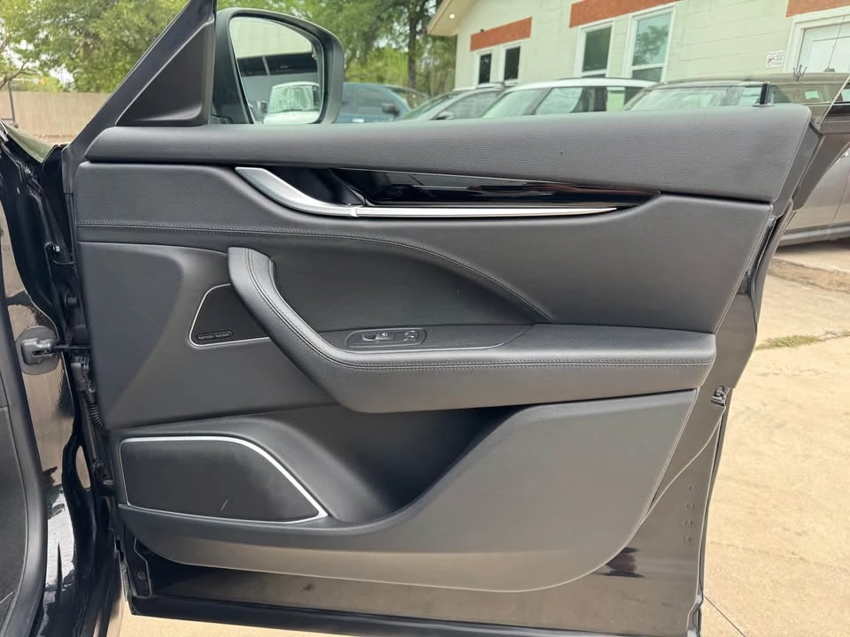 2019 Maserati Levante - Image 16 of 19