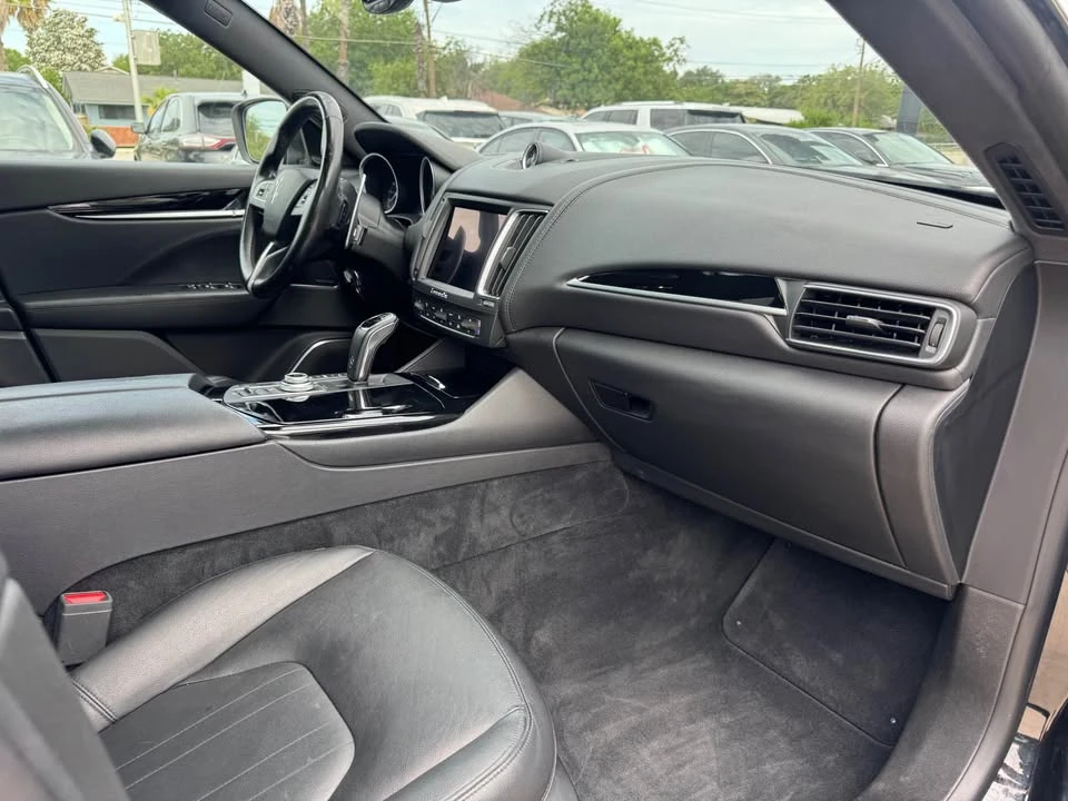 2019 Maserati Levante - Image 14 of 19