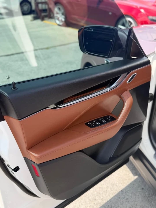 2019 Maserati Levante - Image 7 of 11