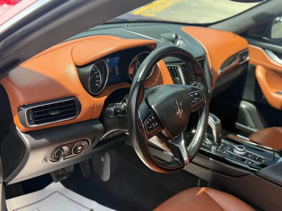 2019 Maserati Levante - Image 8 of 11