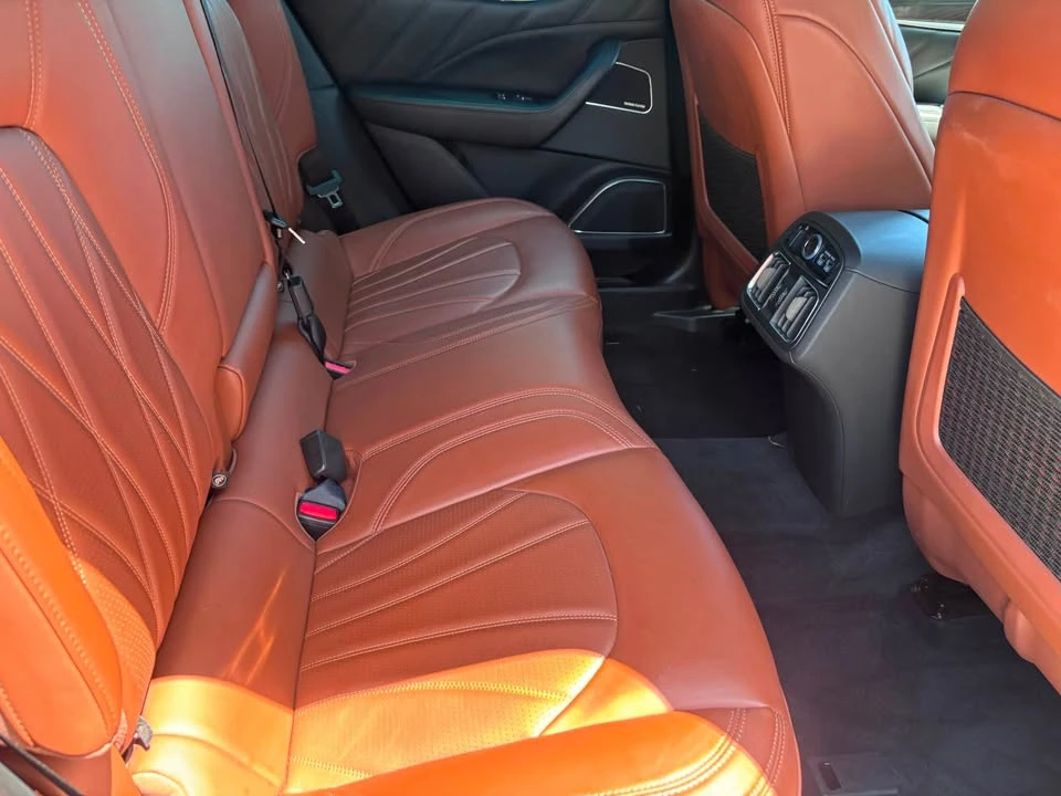 2019 Maserati Levante - Image 8 of 19