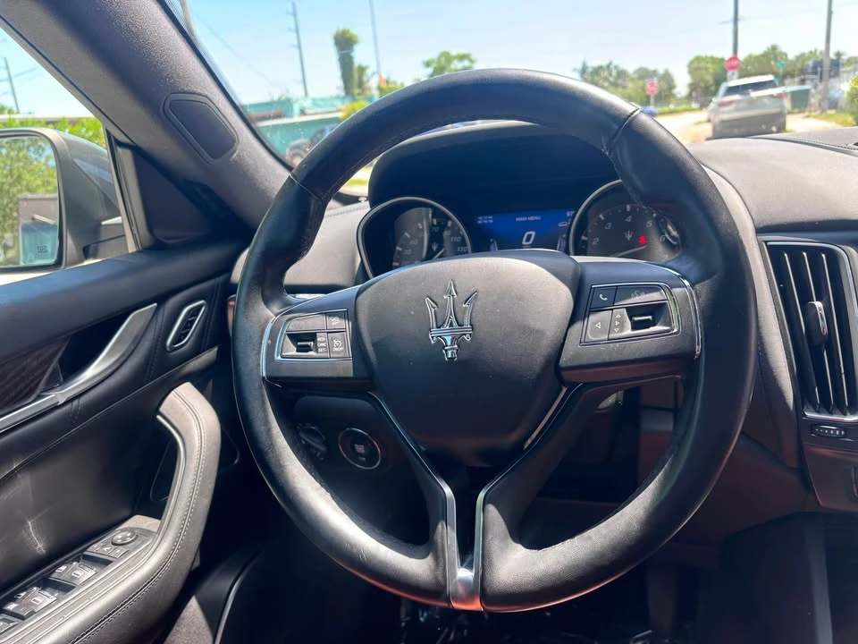 2019 Maserati Levante - Image 12 of 19