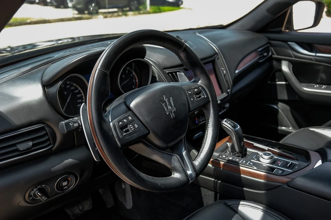 2019 Maserati Levante - Image 17 of 21