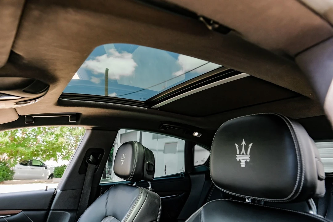2019 Maserati Levante - Image 5 of 21