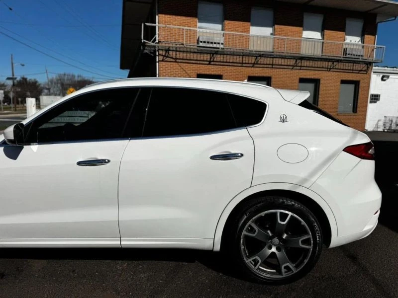 2019 Maserati Levante - Image 10 of 12