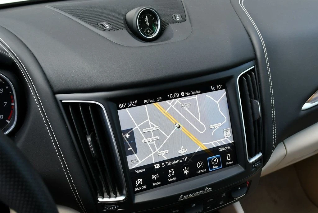 2019 Maserati Levante - Image 13 of 31