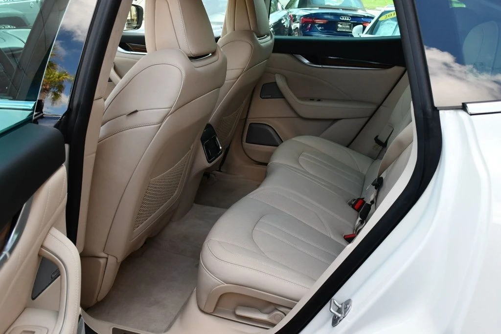 2019 Maserati Levante - Image 15 of 31