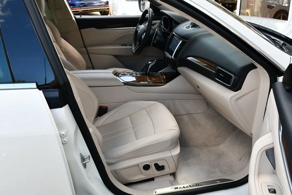 2019 Maserati Levante - Image 19 of 31