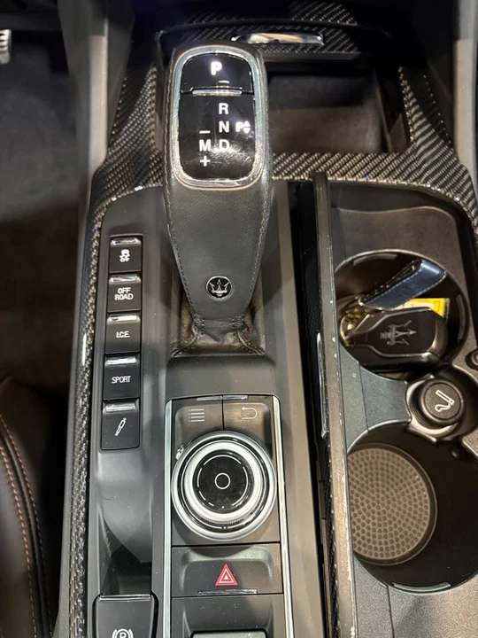 2019 Maserati Levante - Image 14 of 17