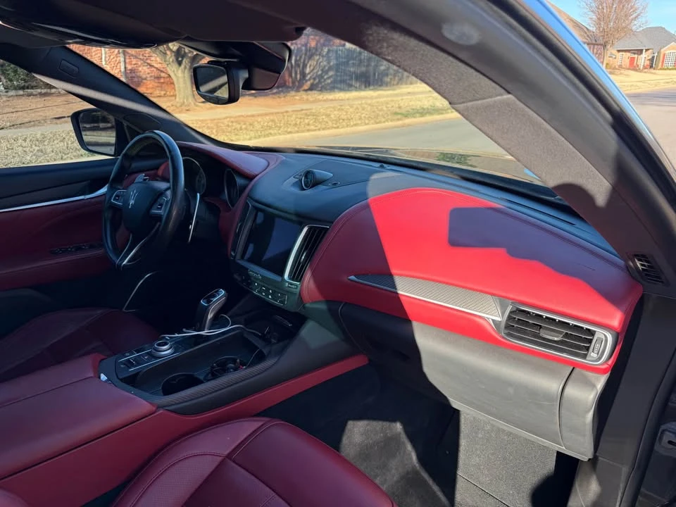 2019 Maserati Levante - Image 17 of 20