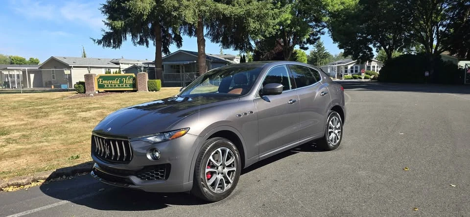 2019 Maserati Levante - Image 8 of 12