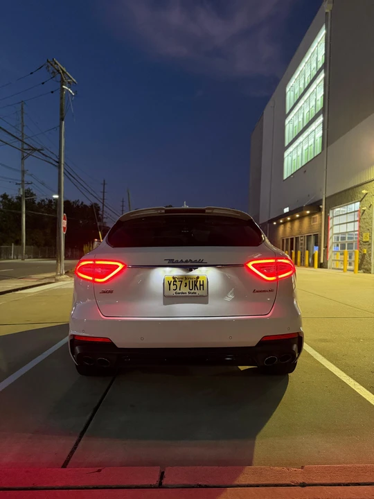2019 Maserati Levante - Image 13 of 31