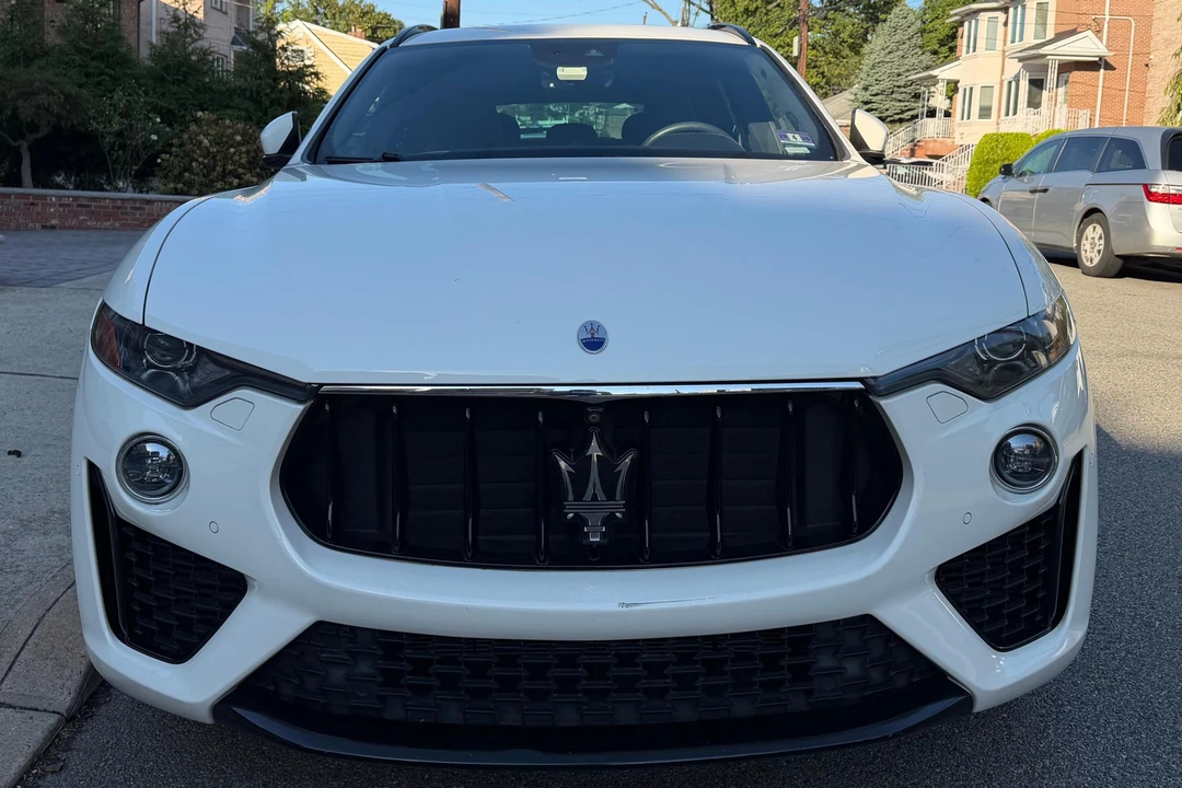 2019 Maserati Levante - Image 2 of 31
