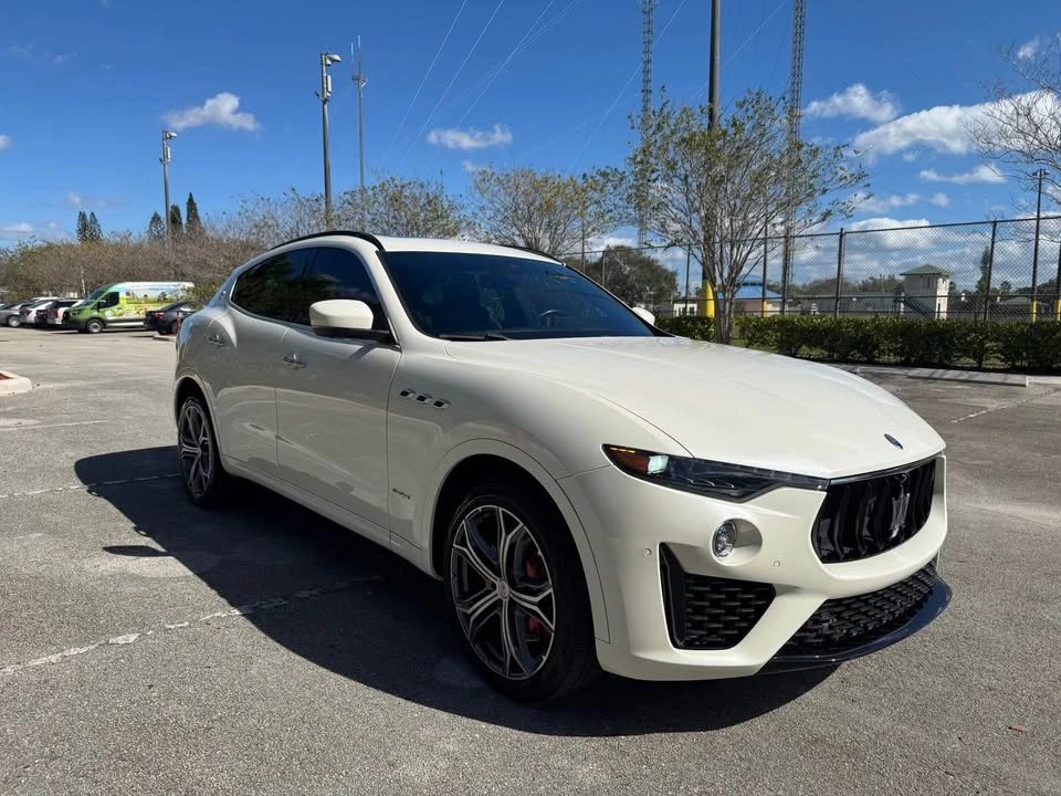 2019 Maserati Levante - Image 2 of 11