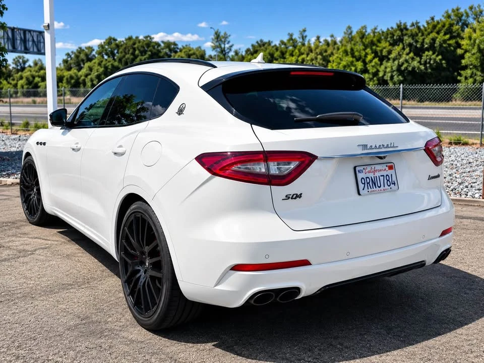 2019 Maserati Levante - Image 4 of 5
