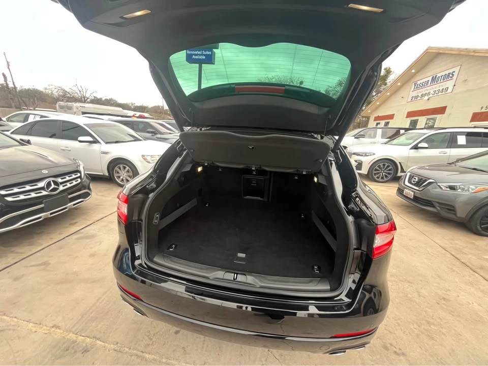 2019 Maserati Levante - Image 14 of 16