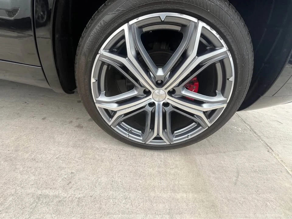 2019 Maserati Levante - Image 7 of 16