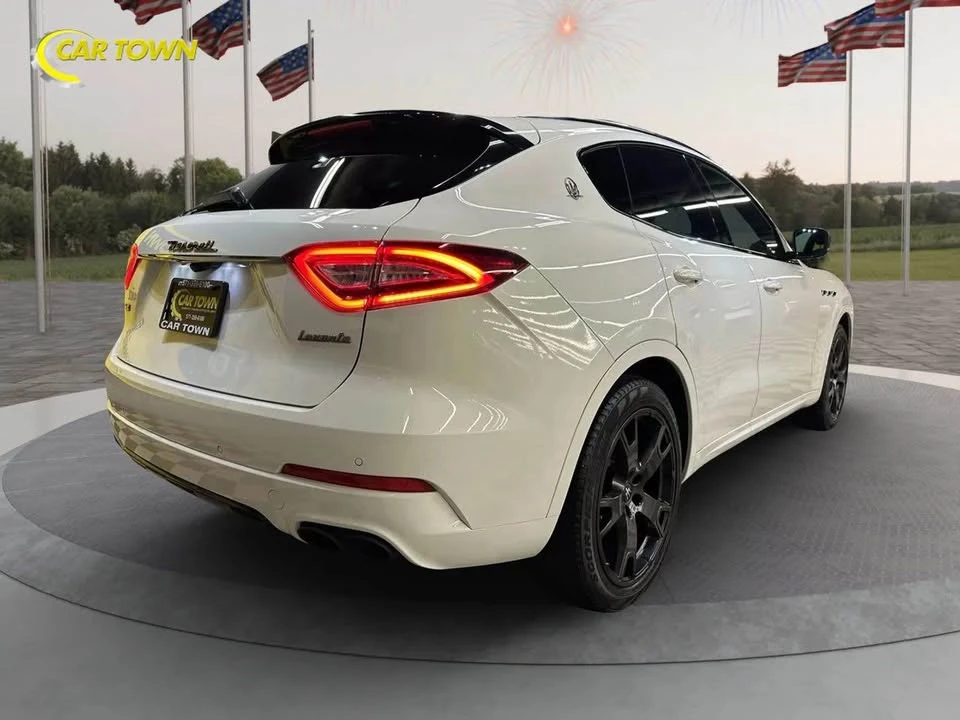 2019 Maserati Levante - Image 4 of 8
